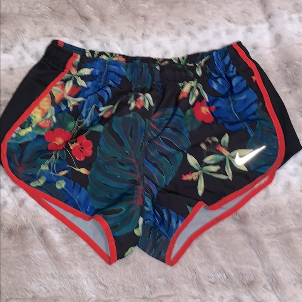 Athletic shorts
